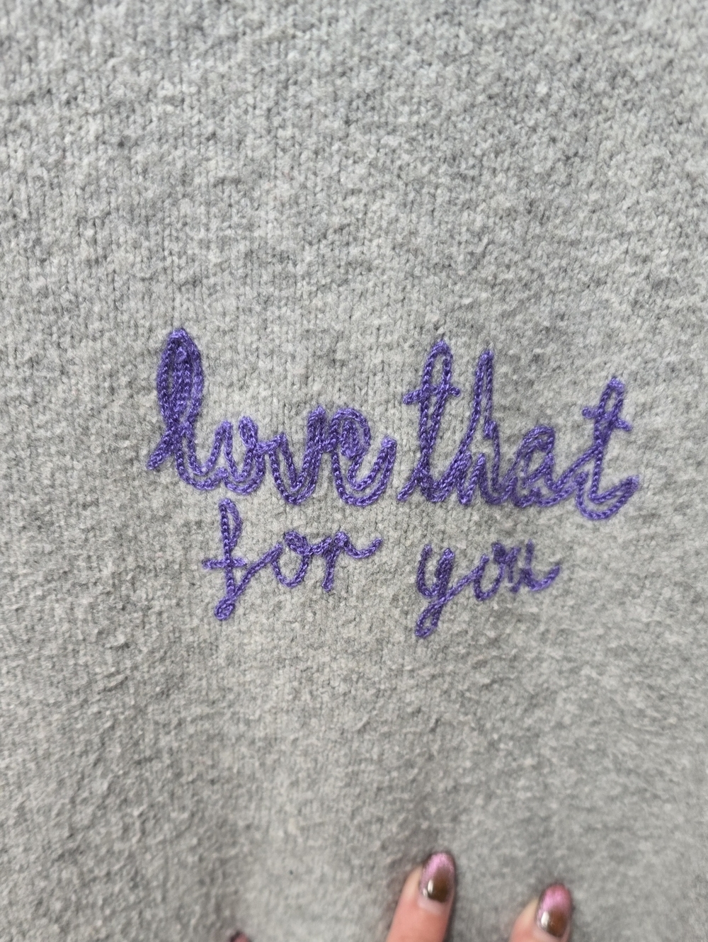HOST PICK. EUC. Cozy Gray Women's Crewneck Sweater w/Embroidered Detail. Size L - Picture 3 of 4